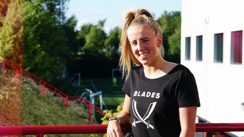 Newsham signs new contract